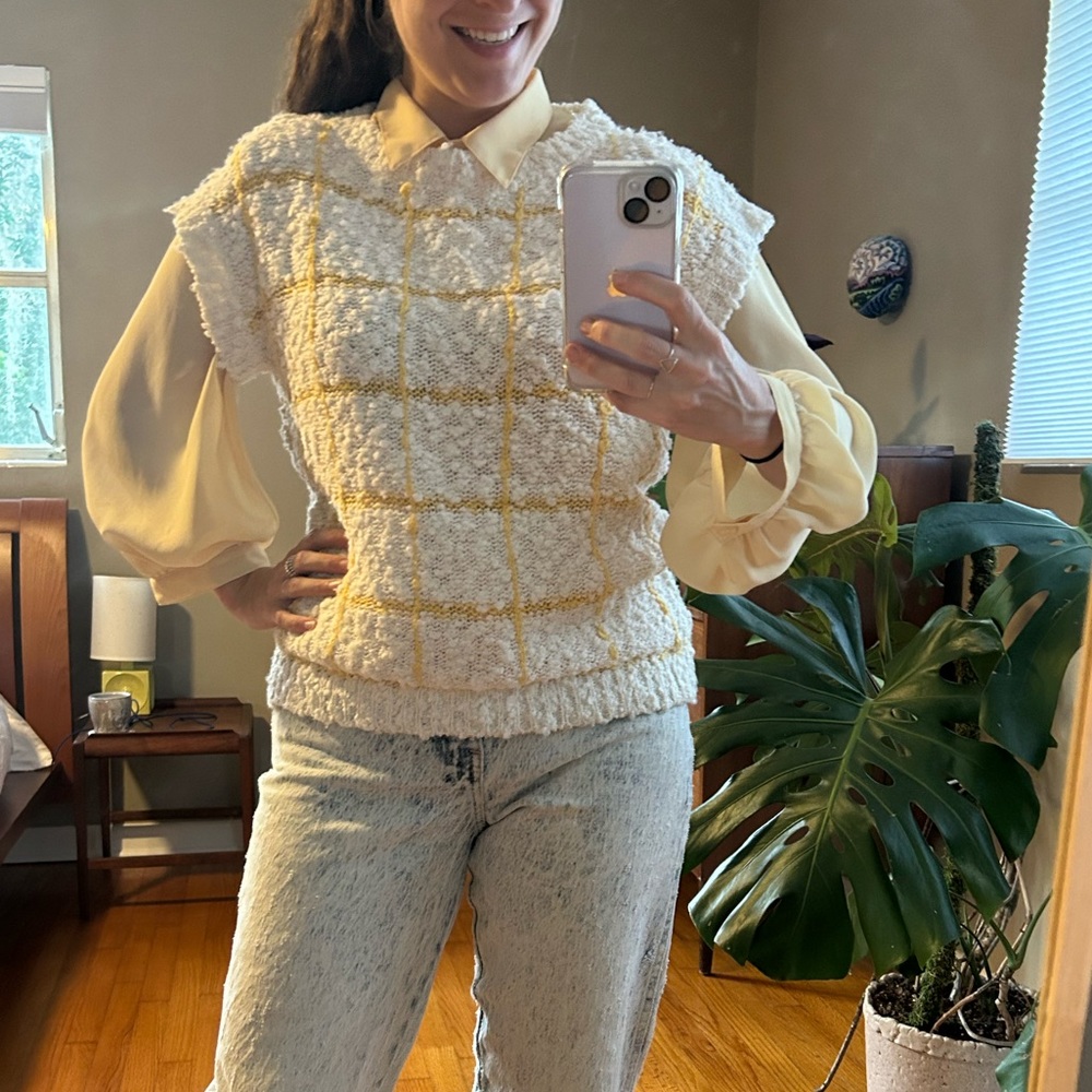 Cute vintage 1980 1990 waffle windowpane top